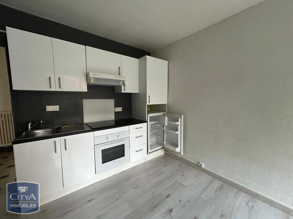 À LOUER : Appartement T1 situé à Saint-Chamond,. Ce bien....