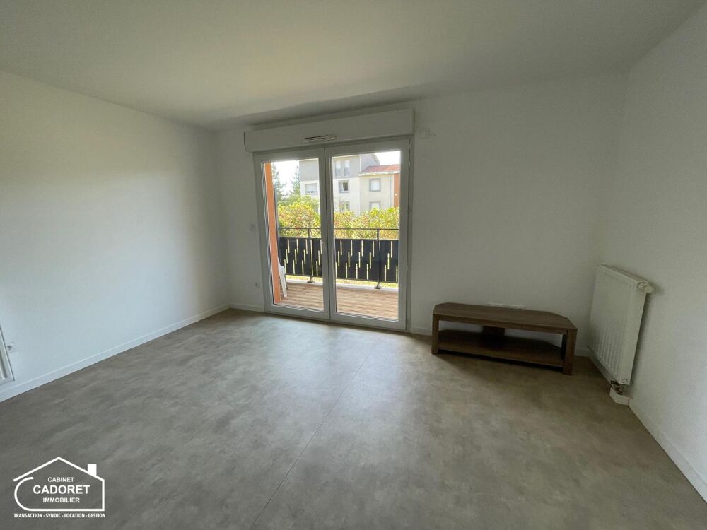 Ste Marie Bocage - Apt T2 42m² - Parking + cellier - rés....