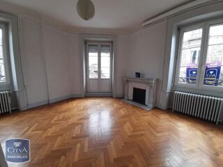  Appartement à louer 4 pièces 71 m²