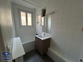  Appartement à louer 3 pièces 63 m²