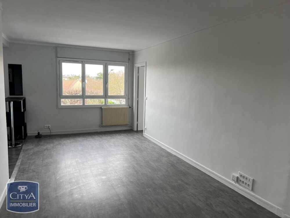 À LOUER : Appartement spacieux et lumineux, idéalement s....