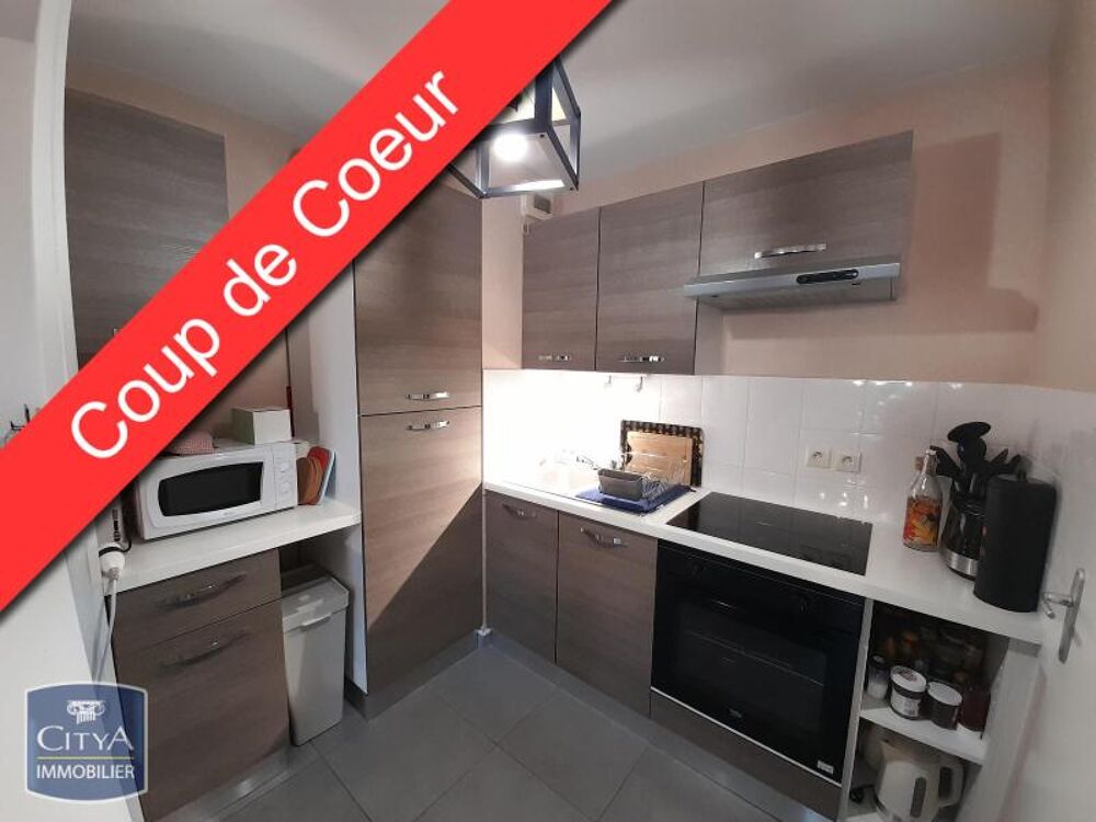 À LOUER : - Disponible mi-août - Appartement T3 situé à ....