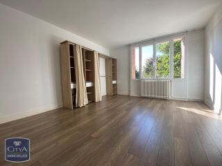  Maison à louer 6 pièces 146 m²