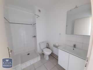  Appartement à louer 2 pièces 27 m²