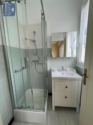  Appartement à louer 3 pièces 88 m²