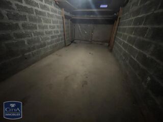  Parking / Garage � louer 