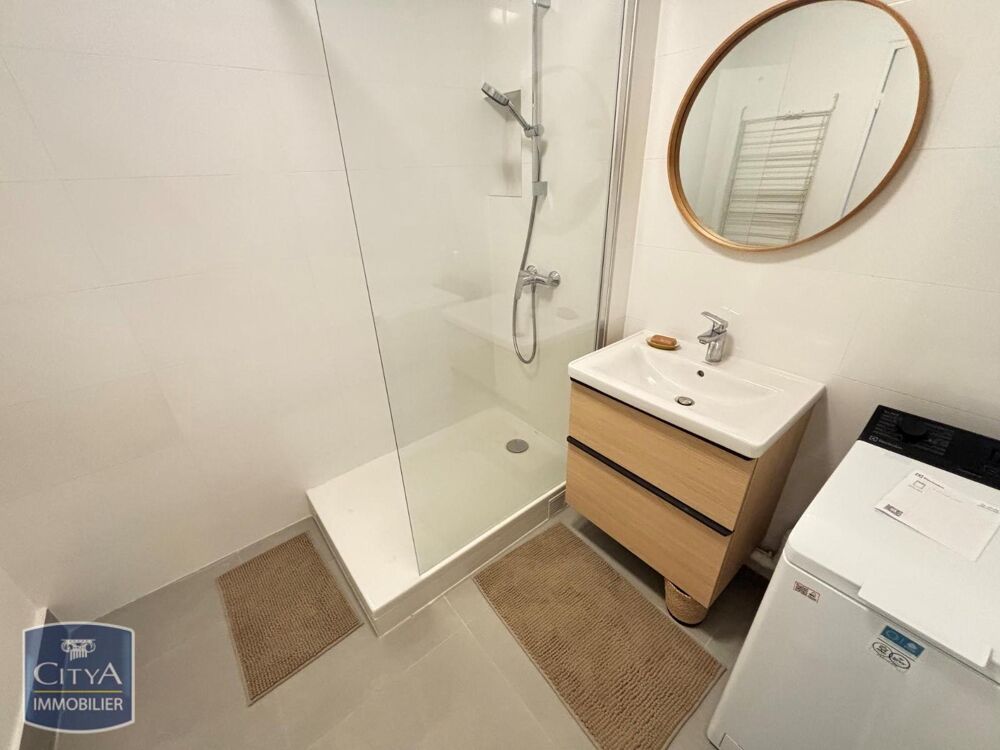 location Appartement - 1 pièce(s) - 29 m² Paris 20