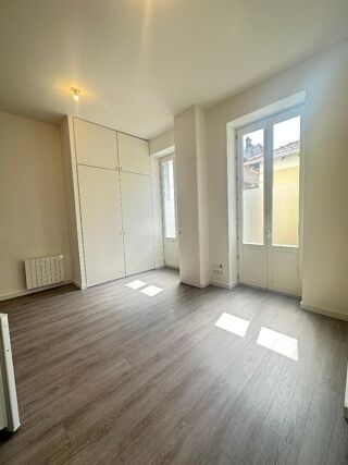  Appartement à louer 27 m²