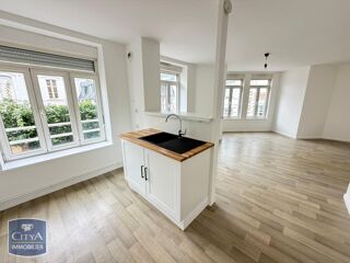  Appartement à louer 2 pièces 45 m²