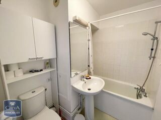  Appartement à louer 1 pièce 28 m²