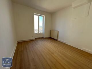  Appartement à louer 4 pièces 97 m²