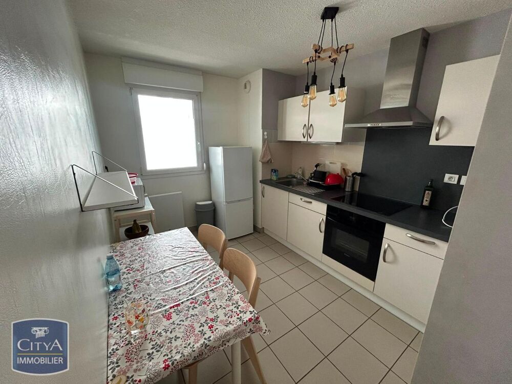 À LOUER : Appartement T2 meublé secteur gare, situé dans....