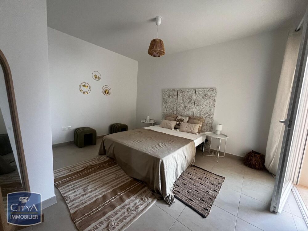 location Appartement - 3 pièce(s) - 62 m² Rodilhan (30230)