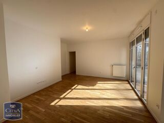  Appartement à louer 3 pièces 64 m²