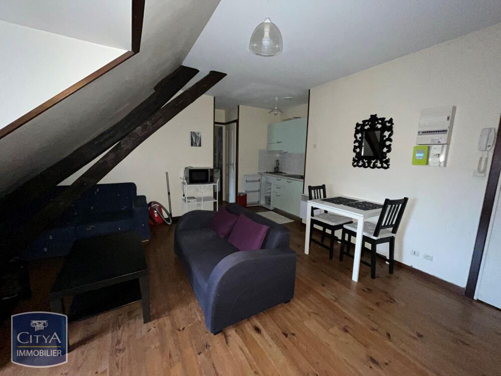À LOUER : Appartement T2 situé à Saint-Amand-Montrond, d....