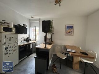  Appartement à louer 2 pièces 37 m²