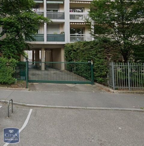  Parking / Garage � louer 