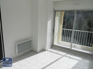  Appartement à louer 2 pièces 45 m²