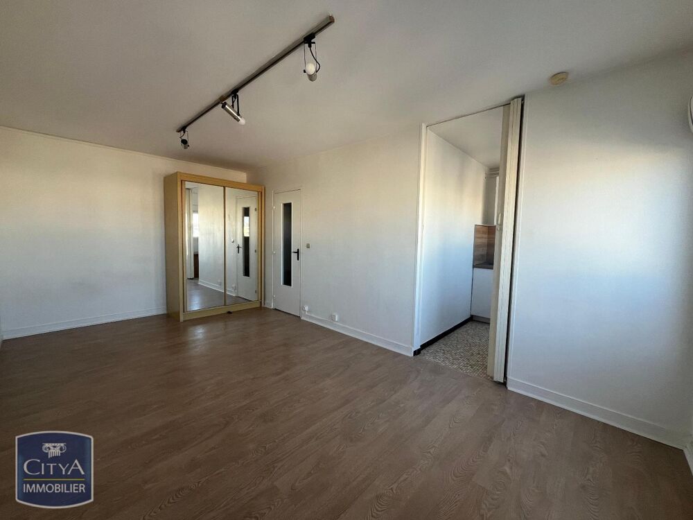 location Appartement - 1 pièce(s) - 27 m² Reims (51100)