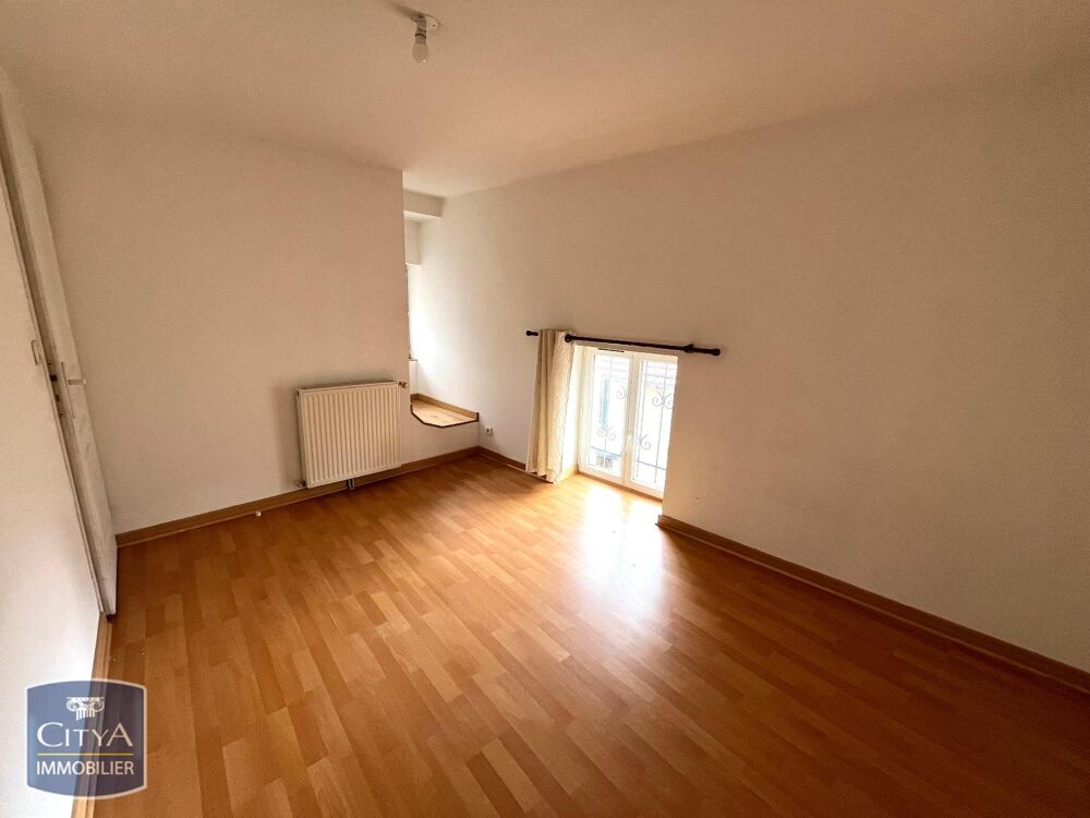 location Maison - 3 pièce(s) - 66 m² Azé (71260)