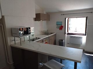  Appartement à louer 2 pièces 40 m²