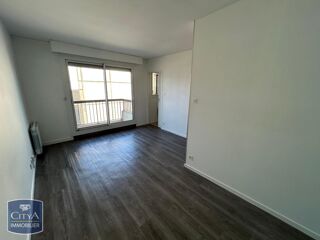  Appartement à louer 1 pièce 27 m²
