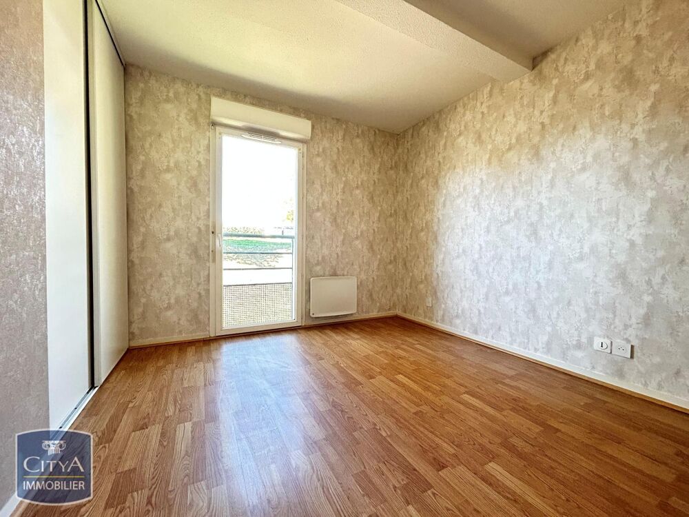 À louer à EXIREUIL : Charmant appartement rénové T2 BIS ....