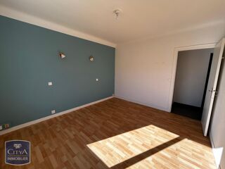  Appartement à louer 4 pièces 116 m²