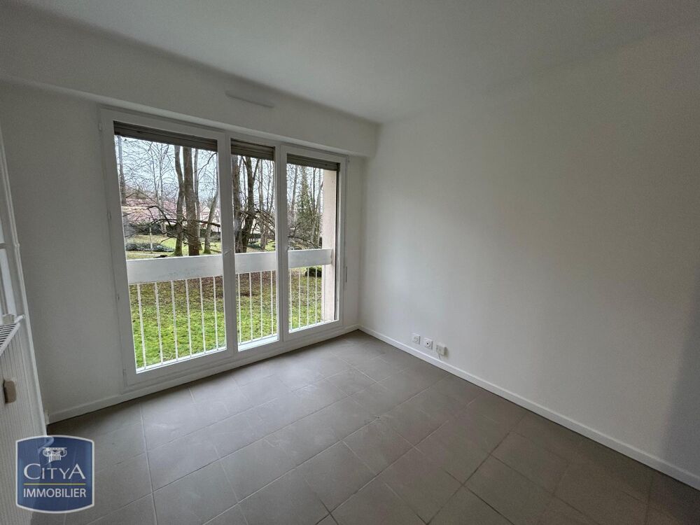 location Appartement - 1 pièce(s) - 15 m² Évry (91000)