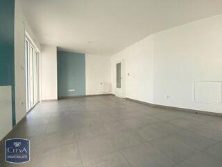  Appartement à louer 4 pièces 94 m²