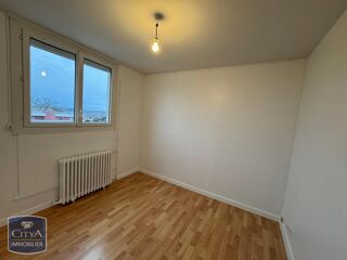  Appartement à louer 3 pièces 57 m²