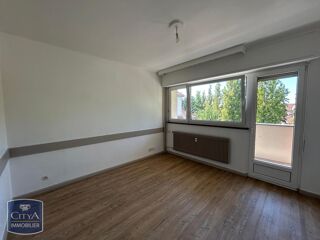 Appartement à louer 1 pièce 28 m²
