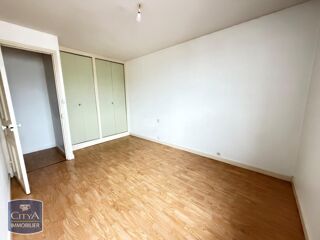  Appartement à louer 3 pièces 70 m²