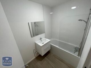  Appartement à louer 3 pièces 60 m²