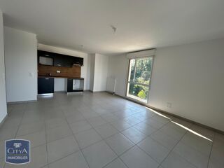  Appartement à louer 3 pièces 66 m²