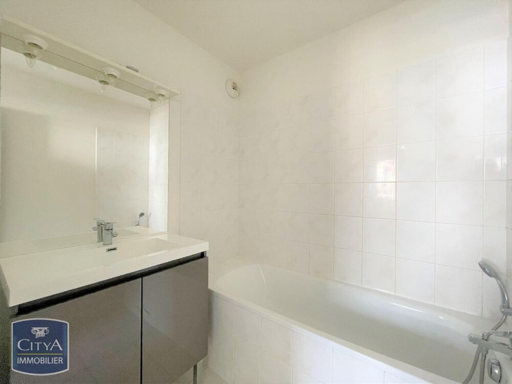 location Appartement - 2 pièce(s) - 46 m² Pineuilh (33220)