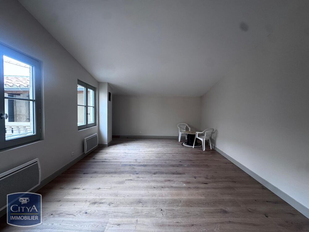 location Appartement - 3 pièce(s) - 60 m² Nîmes (30000)