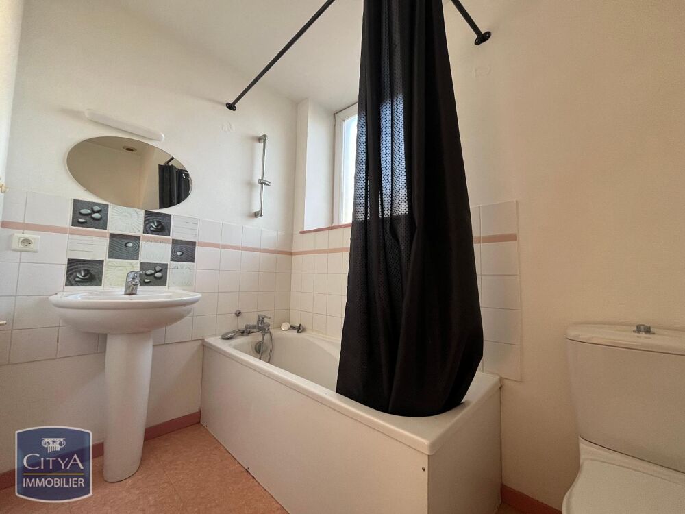 location Appartement - 2 pièce(s) - 55 m² Pont-de-Veyle (01290)