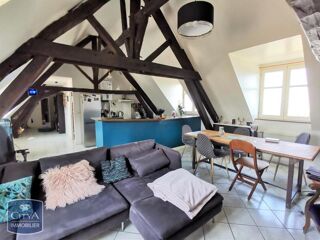 Appartement à louer 4 pièces 84 m²
