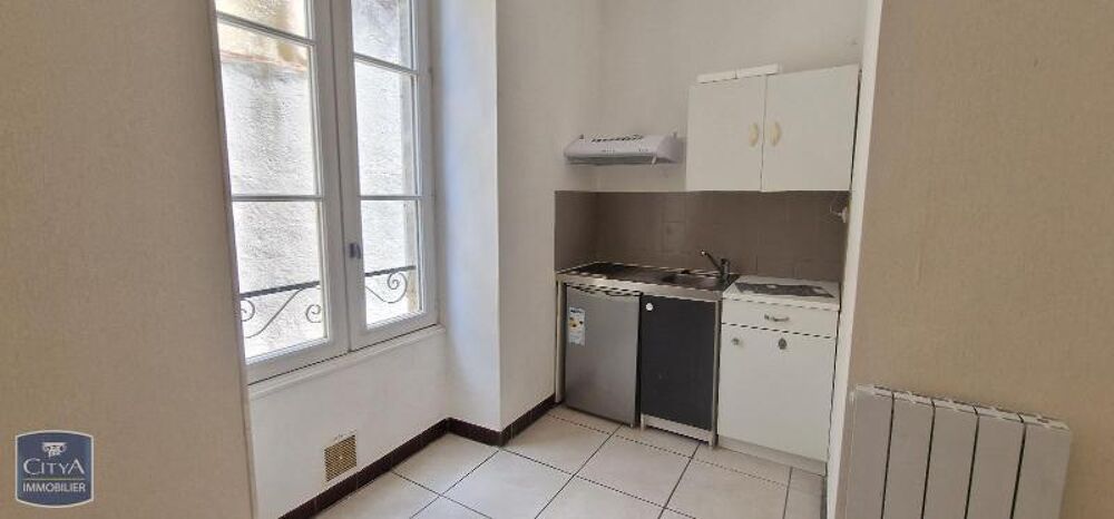 À LOUER : Appartement T1 à Brive, situé dans un quartier....