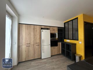  Maison à louer 5 pièces 189 m²