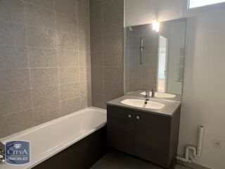  Appartement à louer 3 pièces 66 m²