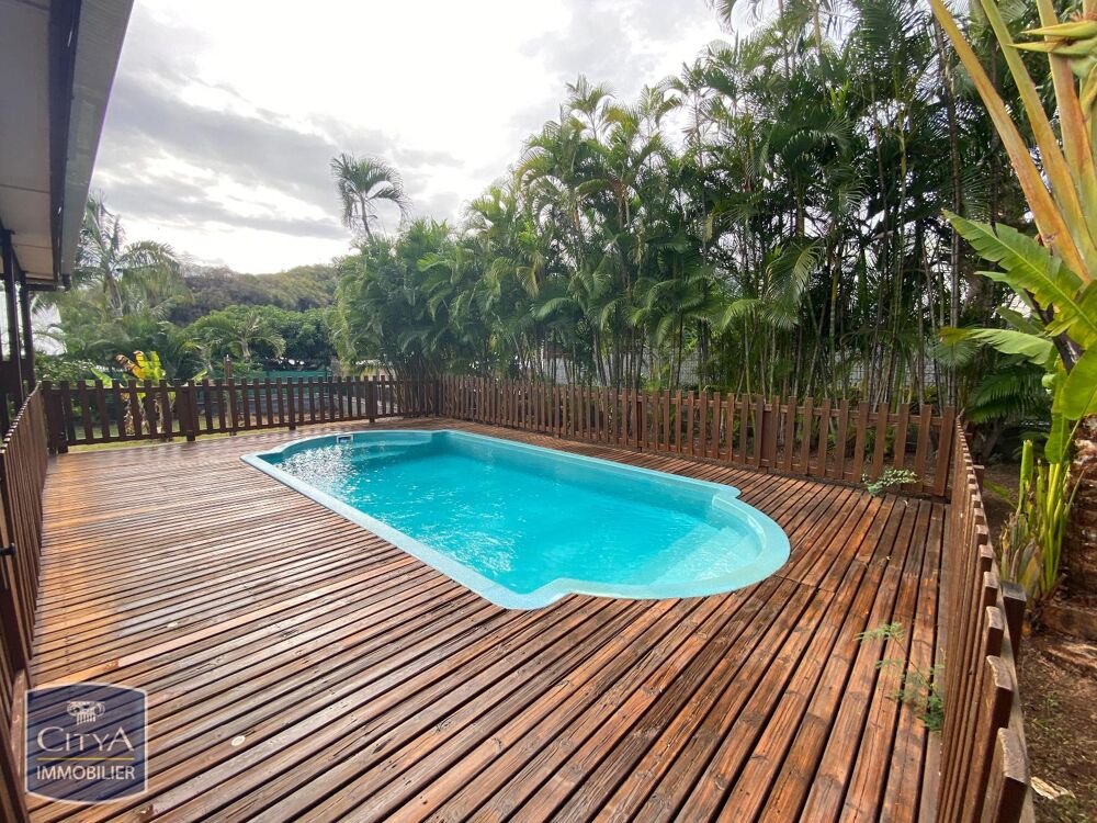 location Maison - 5 pièce(s) - 145 m² La Possession (97419)