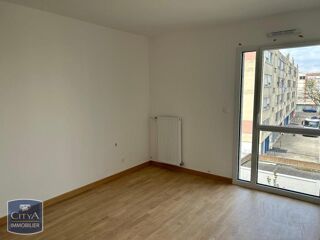  Appartement à louer 3 pièces 60 m²