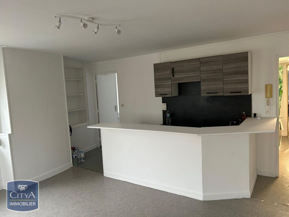 location Appartement - 3 pièce(s) - 56 m² Saint-Quentin (02100)
