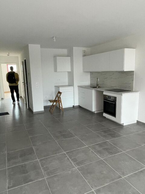  Appartement � louer 3 pi�ces 64 m�