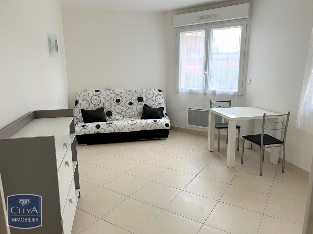location Appartement - 1 pièce(s) - 25 m² Saint-Quentin (02100)