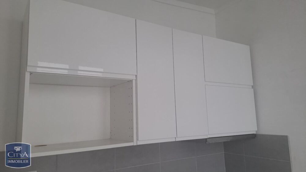 location Appartement - 1 pièce(s) - 23 m² Paris 10