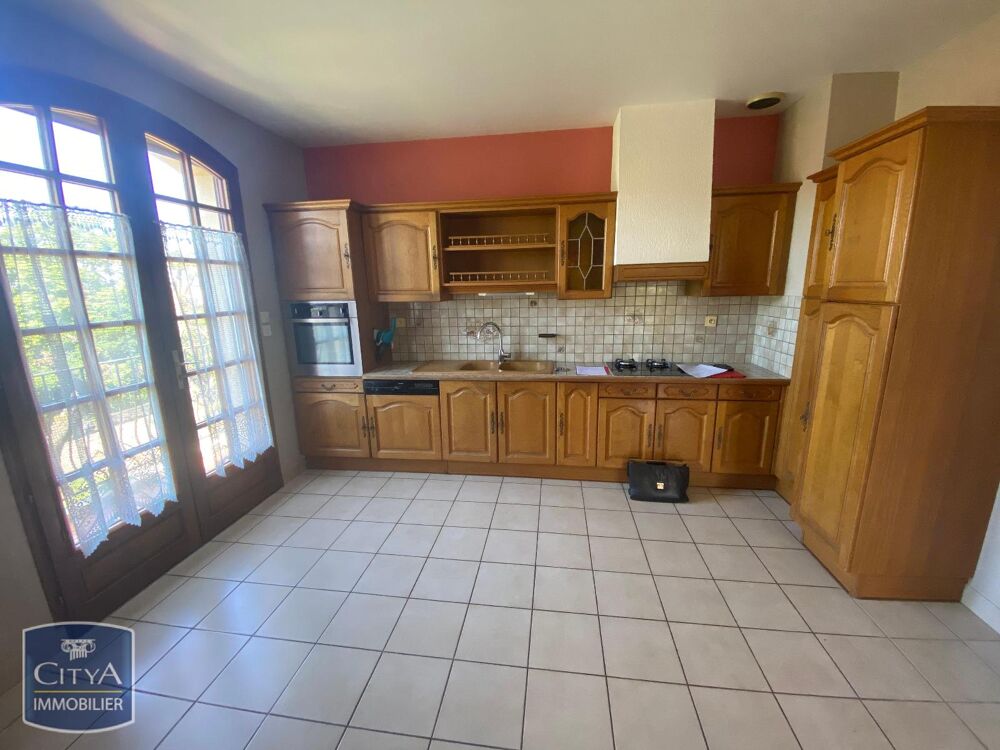 location Maison - 4 pièce(s) - 140 m² Cholet (49300)