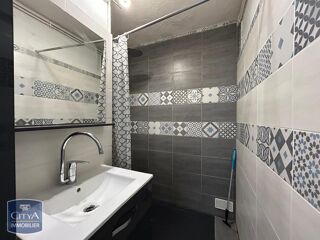  Appartement à louer 3 pièces 53 m²